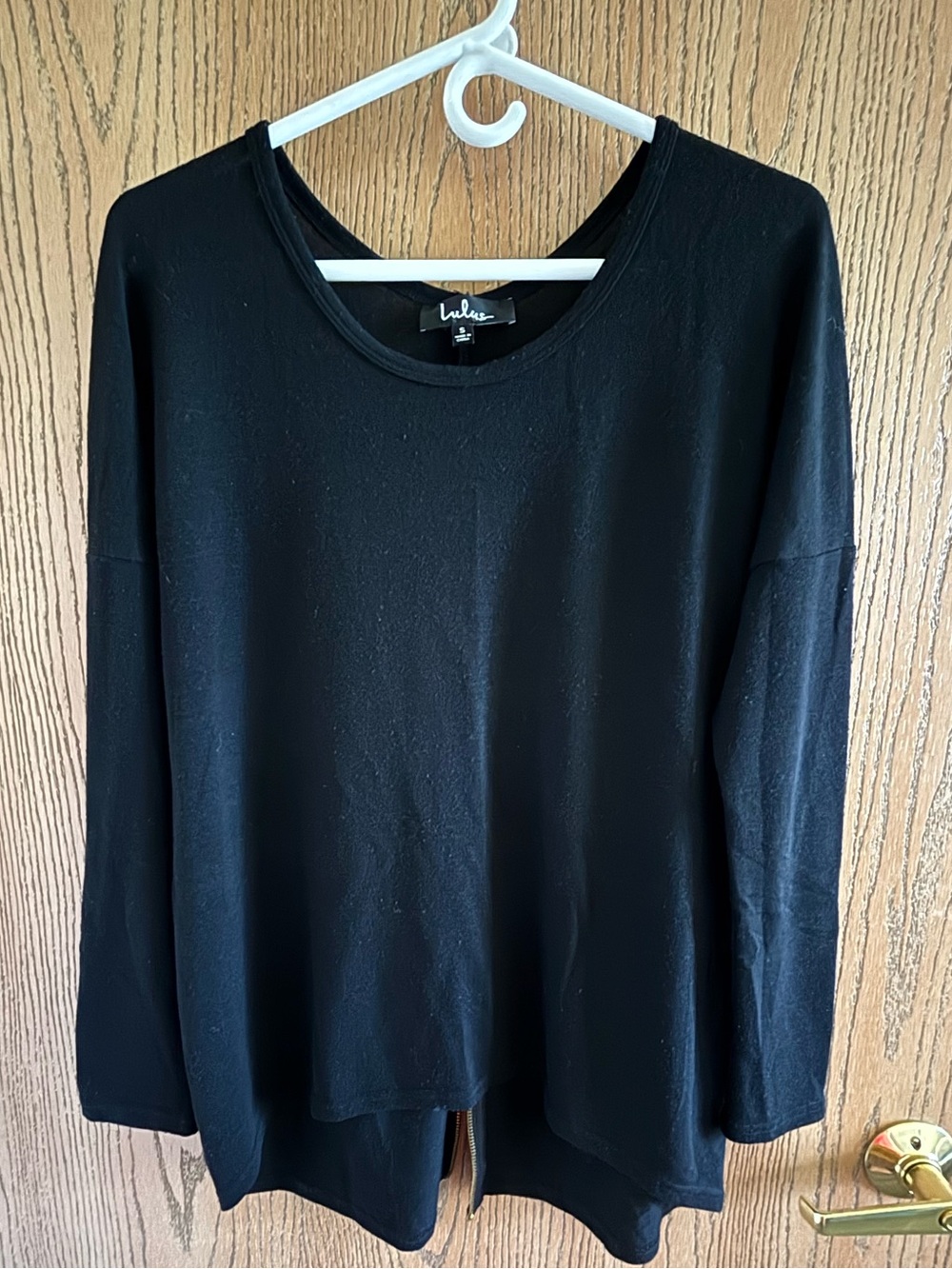 Lulu's Black Long-Sleeve - Small